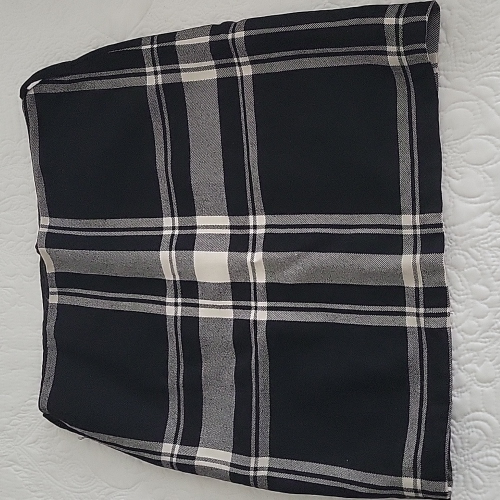 International Concept Plaid Minnie Skirt